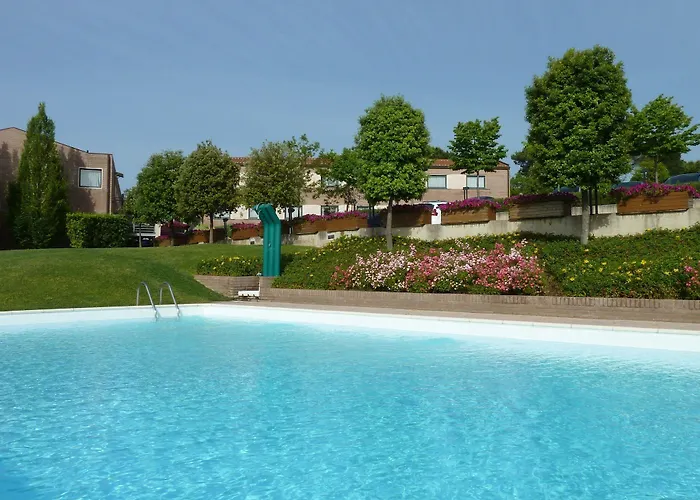 Отель Sangallo Park 3*